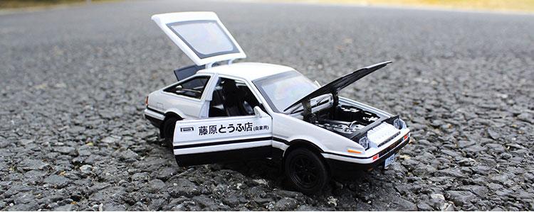 1:28 Toyota AE86 diecast pull back car with working lights! - JDM Global Warehouse