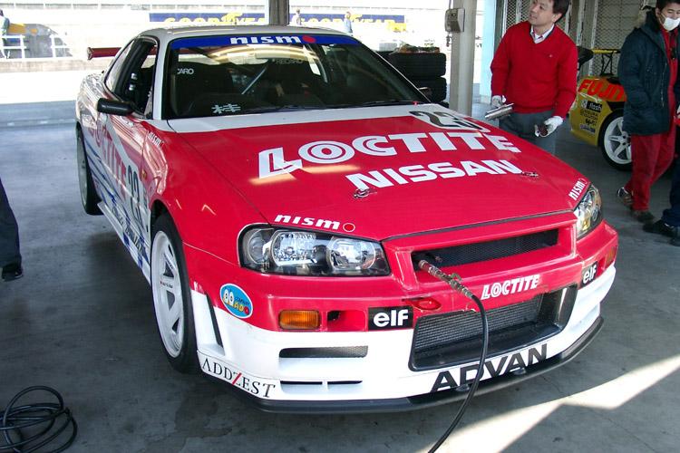 1:64 Nissan Skyline GT-R R34 Loctite Nismo 1999 die-cast model car - JDM Global Warehouse