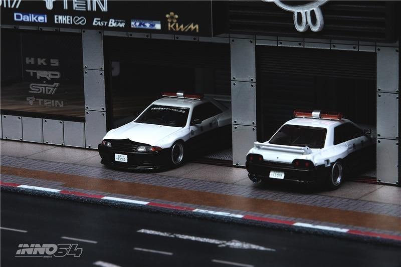 1:64 Nissan Skyline GT-R (R32) Pandem Police - JDM Global Warehouse